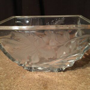 LEAD CRYSTAL GLASS CLEAR IRIS OBLONG BEVELED VASE CANDY DISH 6'' X 4”